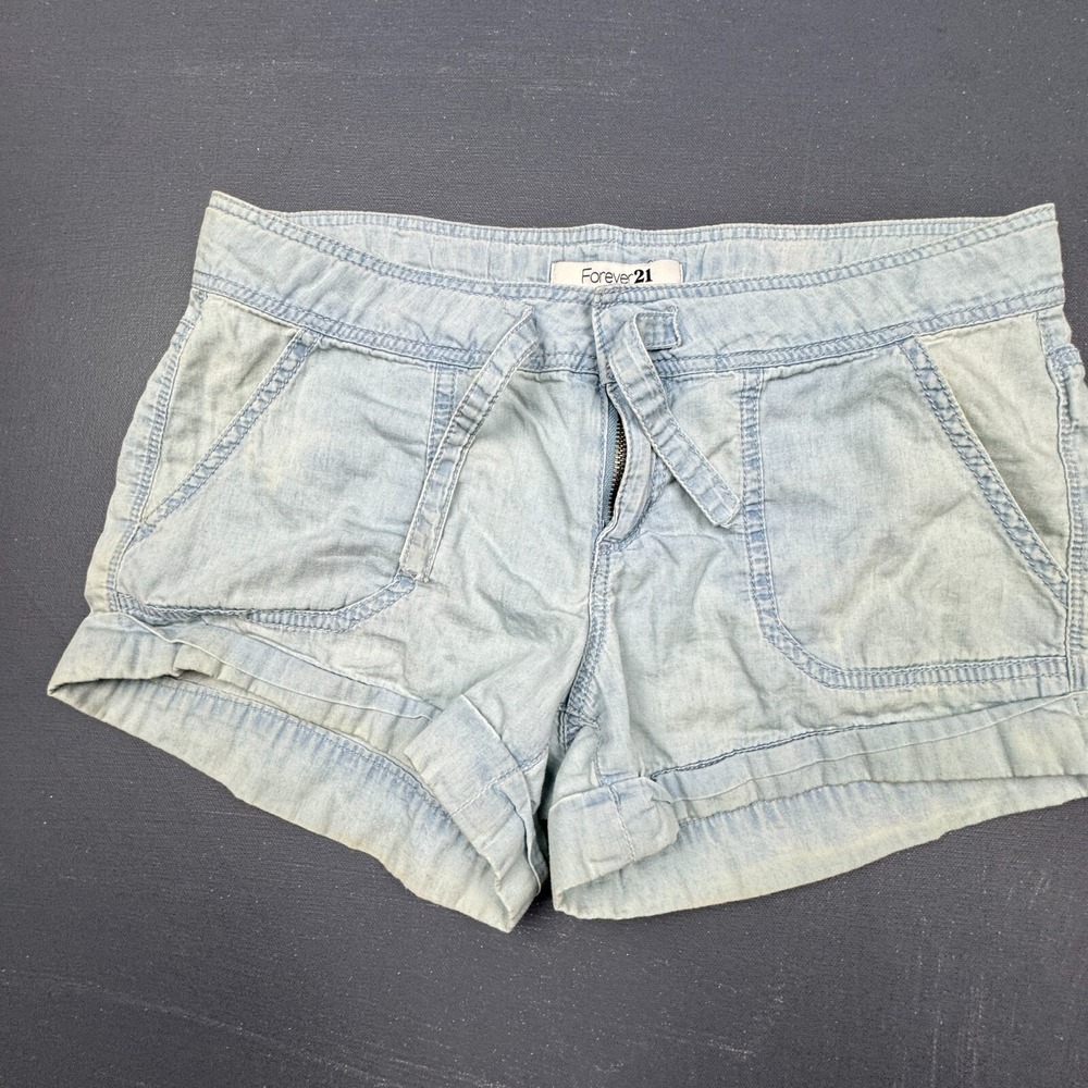 Forever 21 Women's 27 Blue Denim Shorts Utility Pockets Casual Summer Light Wash